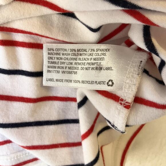 A New Day Women Shirt X-SMALL White Striped Crew Neck Pullover Short Sleeve - Picture 3 of 8
